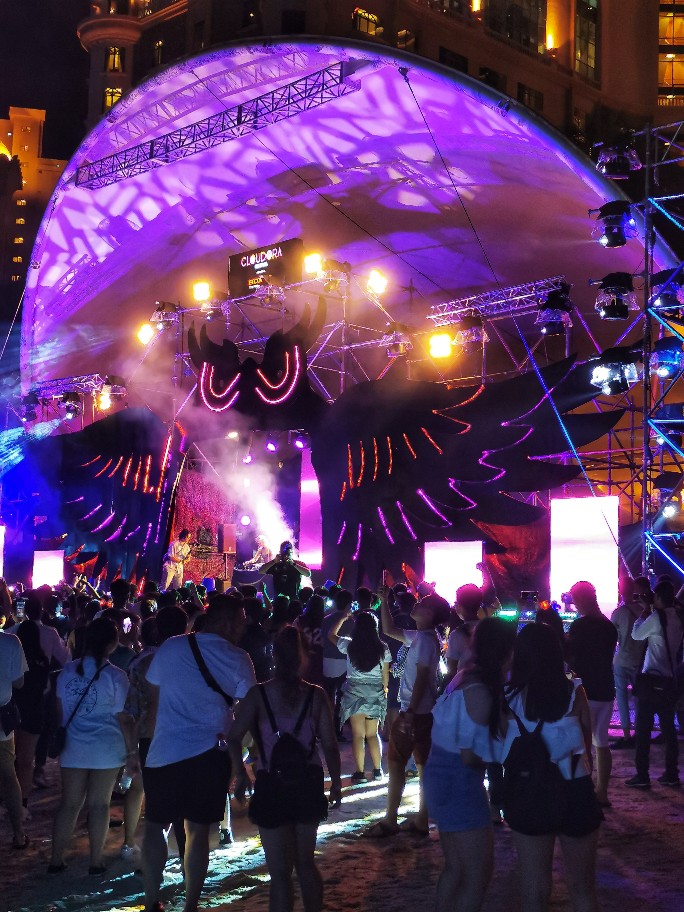 MALAYSIA’S BIGGEST GLOWINTHEDARK FESTIVAL AT