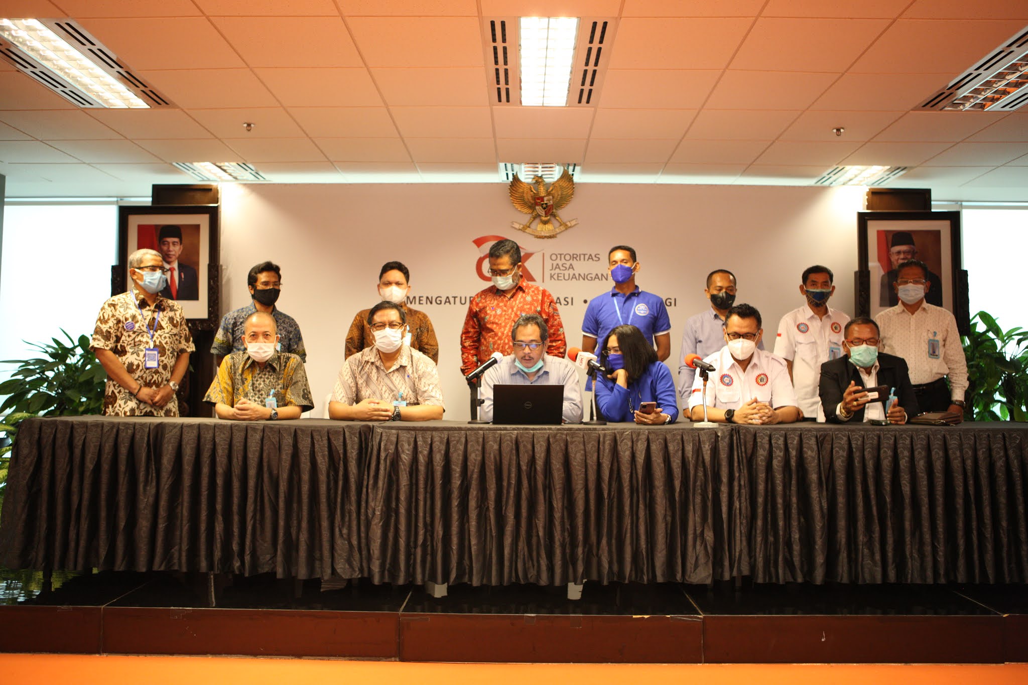 OJK Pertemukan Manajemen AJBB 1912, Pemegang Polis dan Serikat Pekerja