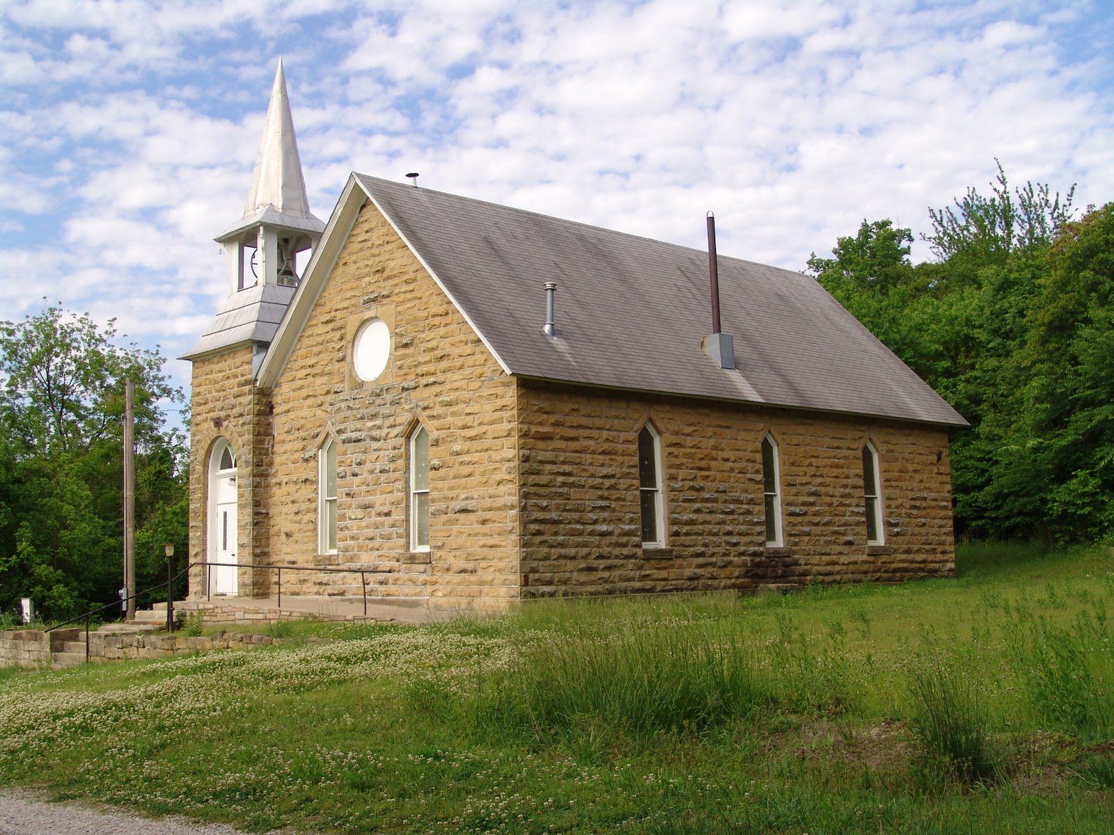 Niotaze Methodist Episcopal Church Niotaze Kansas. Photographs of