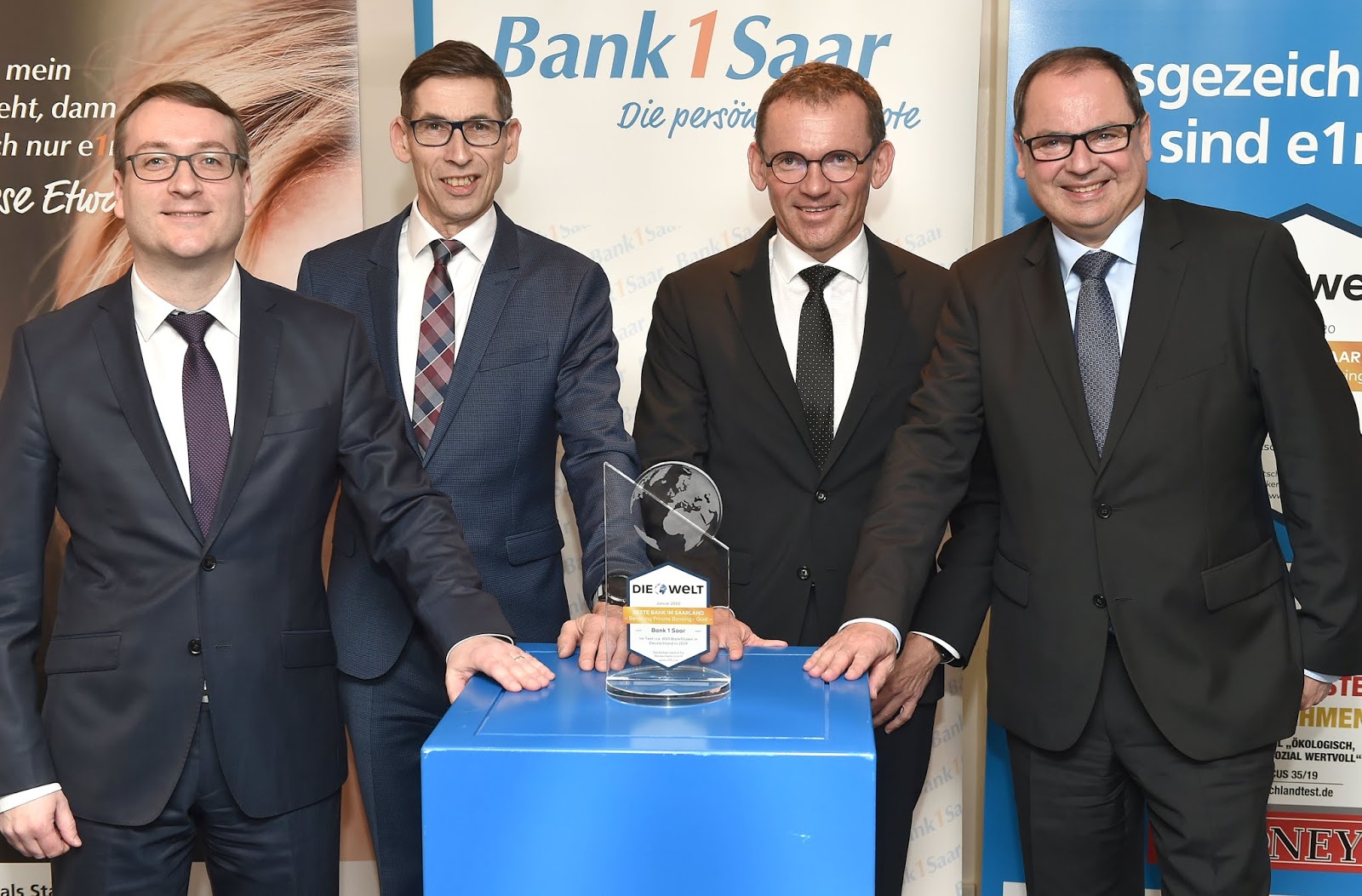 Schmitts Notizen Neues aus Eppelborn Bank 1 Saar auf Erfolgskurs nach Fusion mit Schmitts Notizen Neues aus Eppelborn Bank 1 Saar auf Erfolgskurs nach Fusion mit