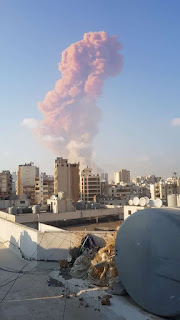 أعنف انفجار شهدته لبنان في تاريخها.. تفاصيل وصور