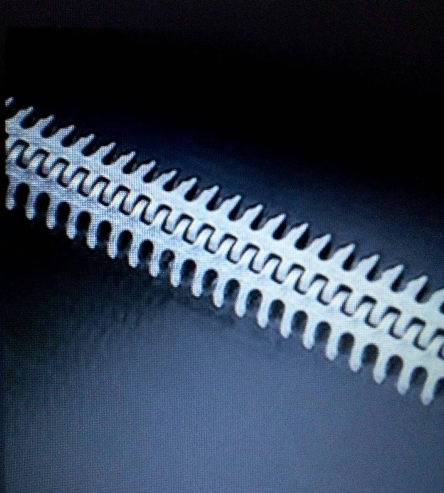 PERALATAN YANG DI GUNAKAN SAAT MENYAMBUNG BELT CONVEYOR DENGAN