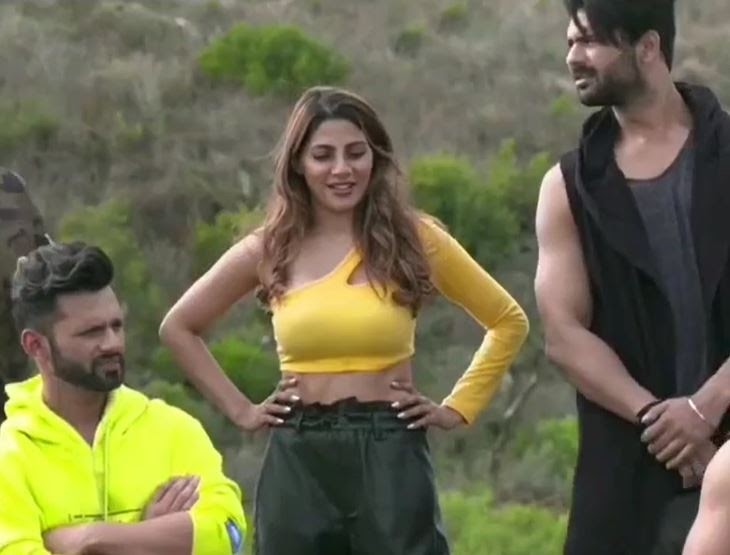 Khatron Ke Khiladi Sana ~ Khatron Ke Khiladi 11: Sana Makbul Celebrates