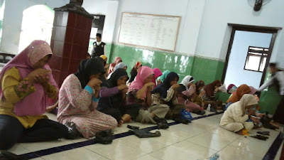 Ruqyah Massal di Masjid Kauman Pituruh , Ajak Warga Pituruh Sembuh dari Berbagai Penyakit