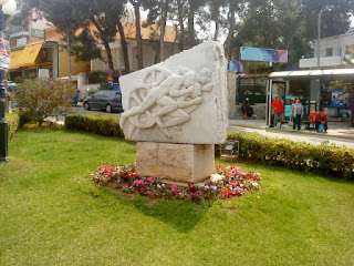 το γλυπτό του Γιώργου Σταματόπουλου στο 1ο Συμπόσιο Γλυπτικής Δήμου Αγίας Παρασκευής