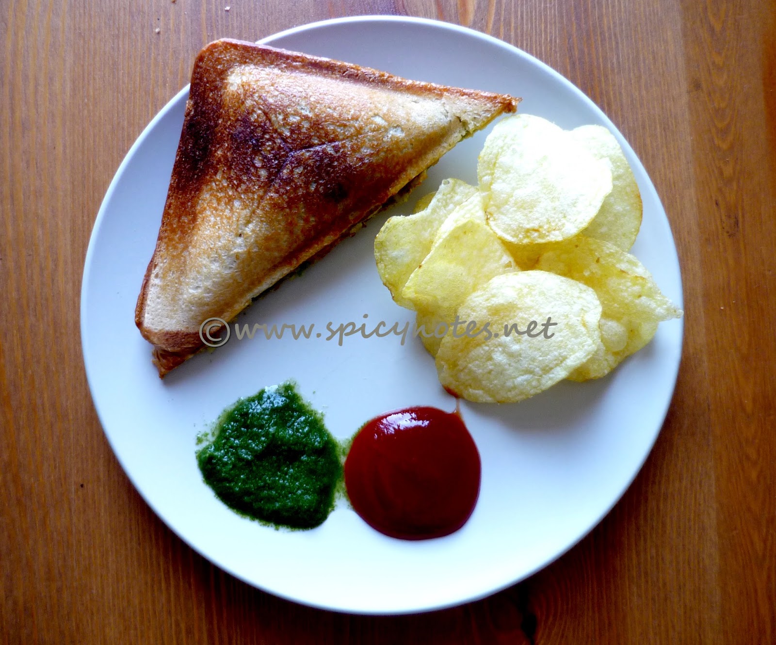 SPICY NOTES Bombay Toast Sandwich