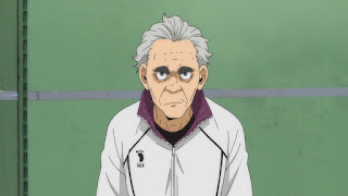 白鳥沢学園高校バレー部監督 鷲匠 鍛治 Washijō Tanji CV.中尾隆聖 Hellominju.com : ハイキュー!! アニメ 第4期2話 迷子 (疑似ユース強化合宿) | Haikyuu!! Season4 Ep.2 "Lost" | Hello Anime !