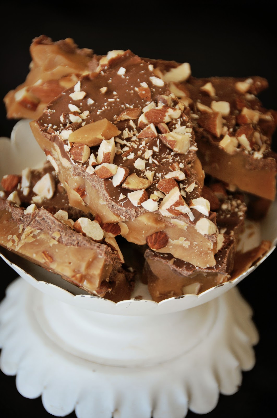 Barefoot and Baking: Almond Roca