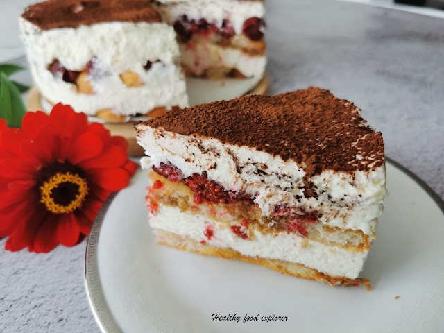 Tiramisu z malinami