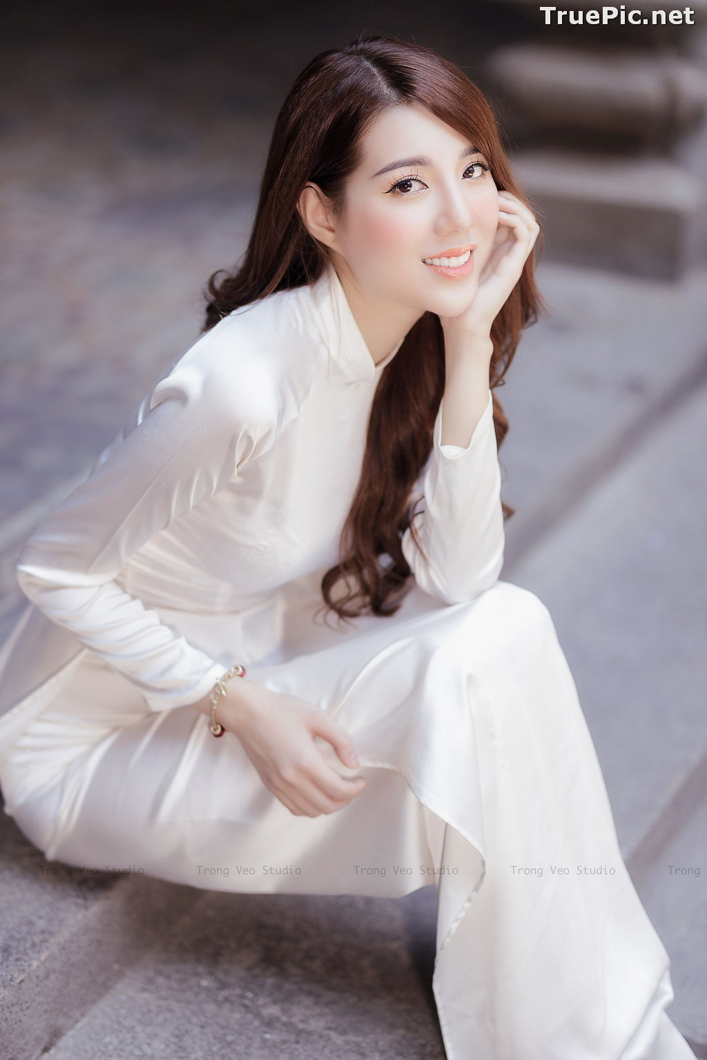 Image The Beauty of Vietnamese Girls with Traditional Dress (Ao Dai) #3 - TruePic.net - Picture-73