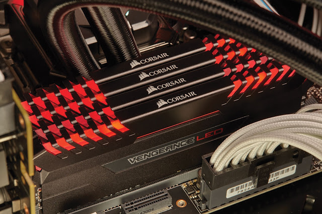 corsair VENGEANCE LED DDR4 RAM corsair VENGEANCE LED DDR4 RAM