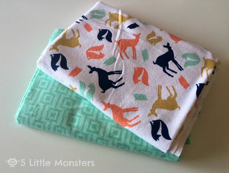5 Little Monsters My Favorite Quick and Easy Baby Blanket