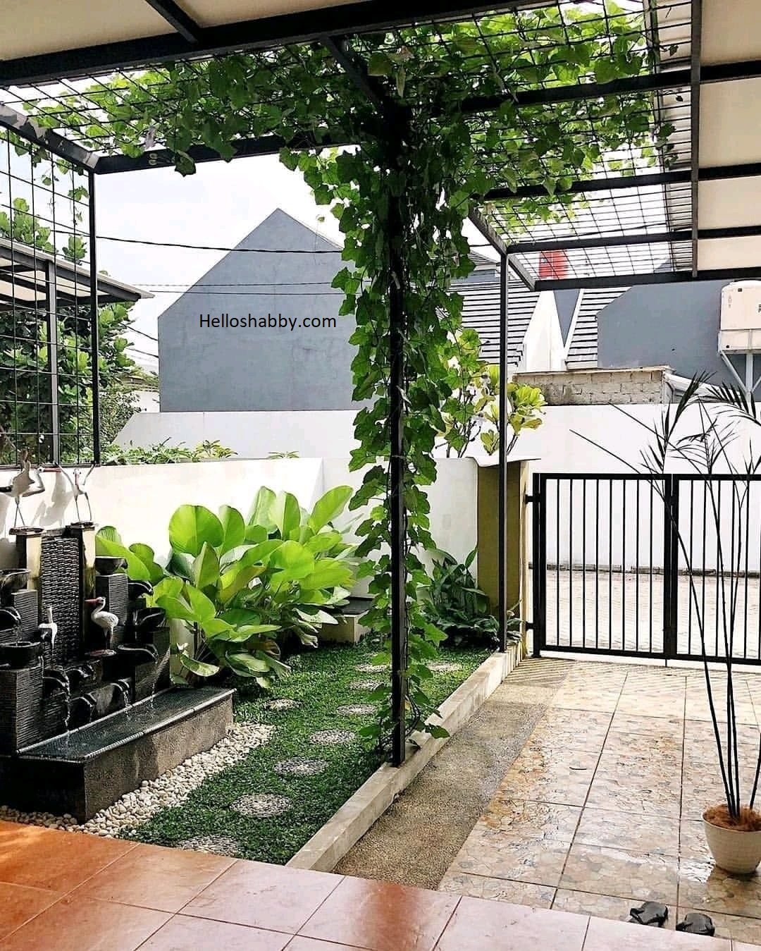 Sungguh Memikat, Desain Taman Rumah dengan Air Mancur ~ HelloShabby.com