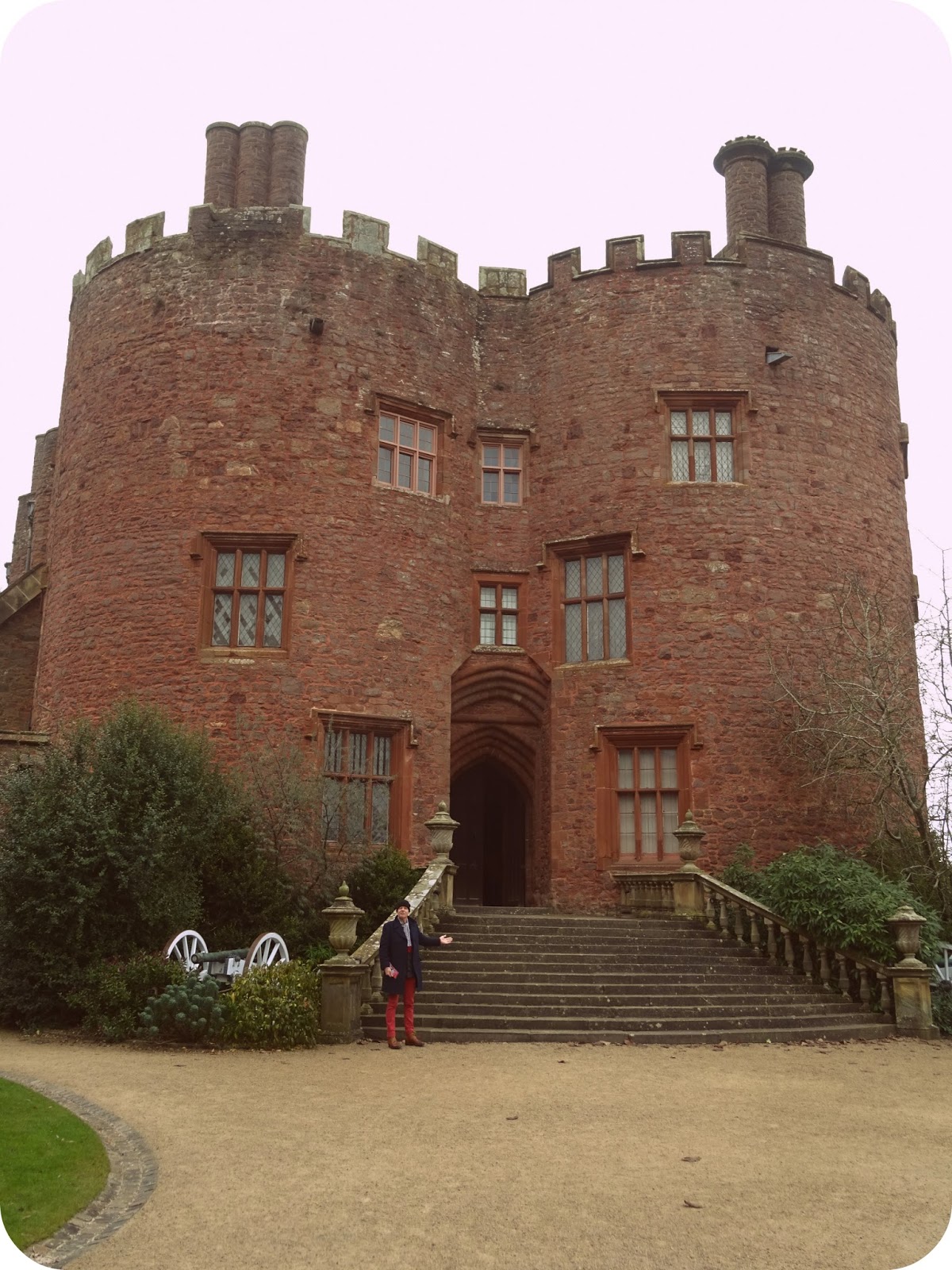 Vintage Vixen I Capture The Castle