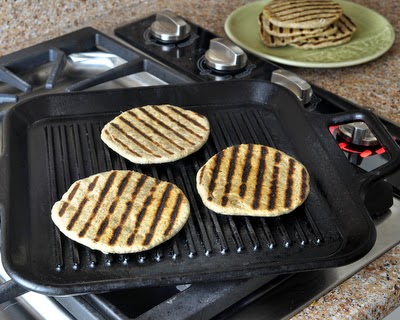 How to make Grilled Flatbread from scratch, step-by-step photos and instructions. 