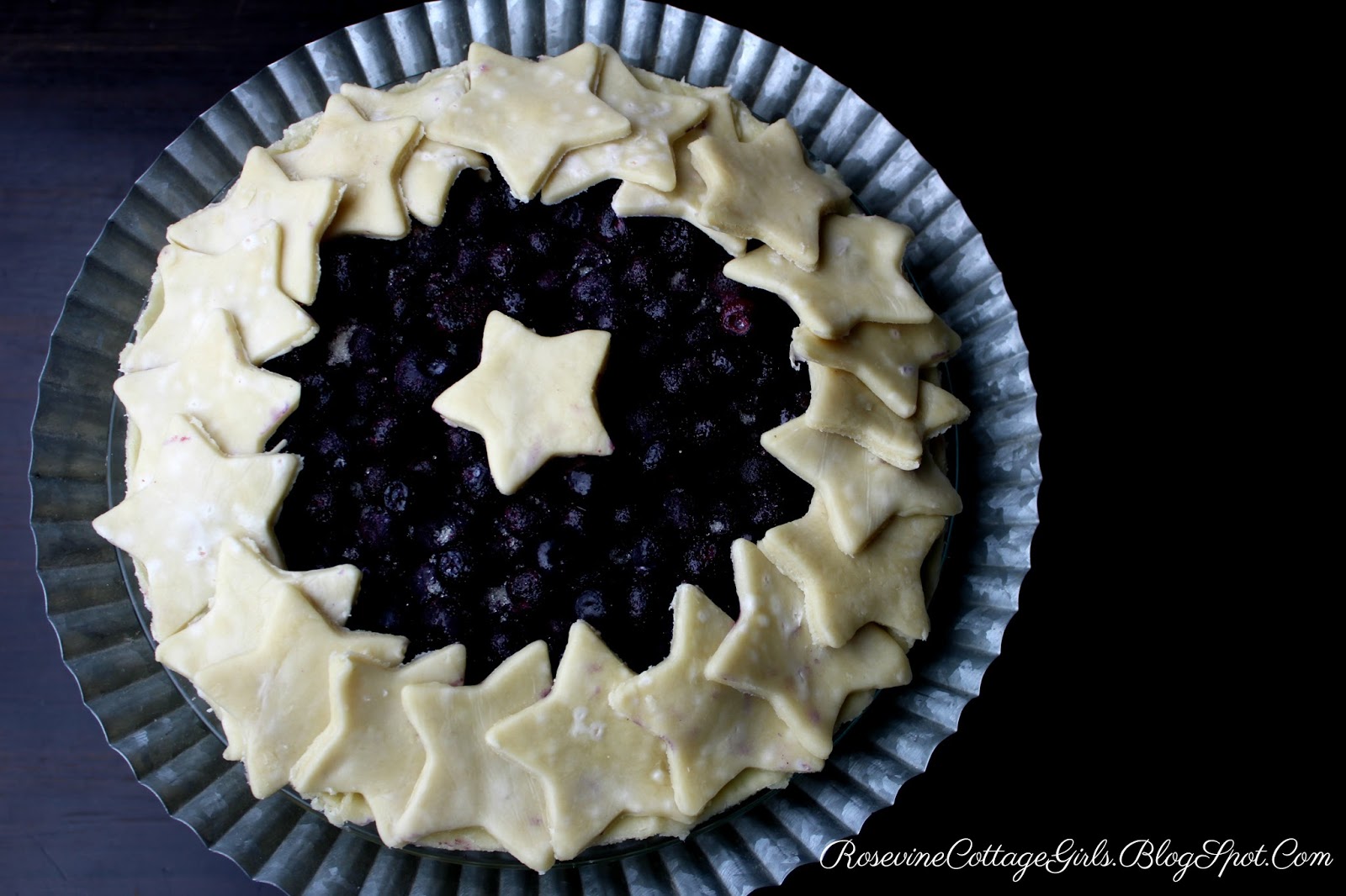 Rosevine Cottage Girls: Patriotic Blueberry Pie