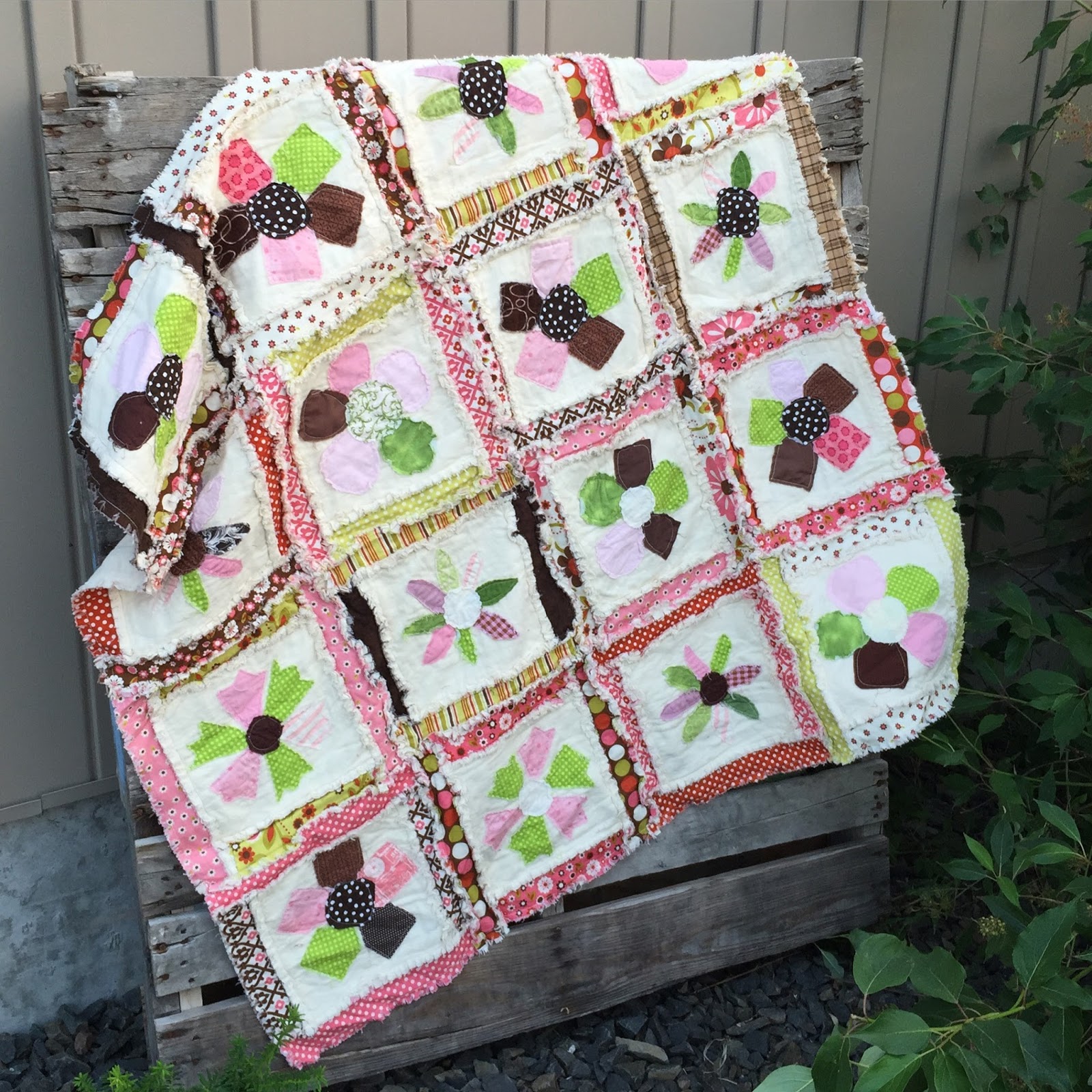 What Fabric Do I Use for Rag Quilts? from the Pro Rag Quilt Maker A