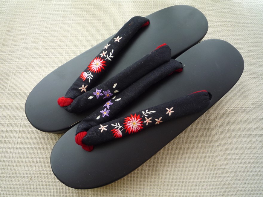 geta heels