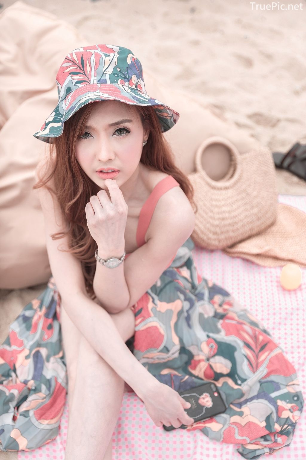 Thailand model - I'nam Arissara Chaidech - Pink Bikini on the beach - TruePic.net - Picture 17