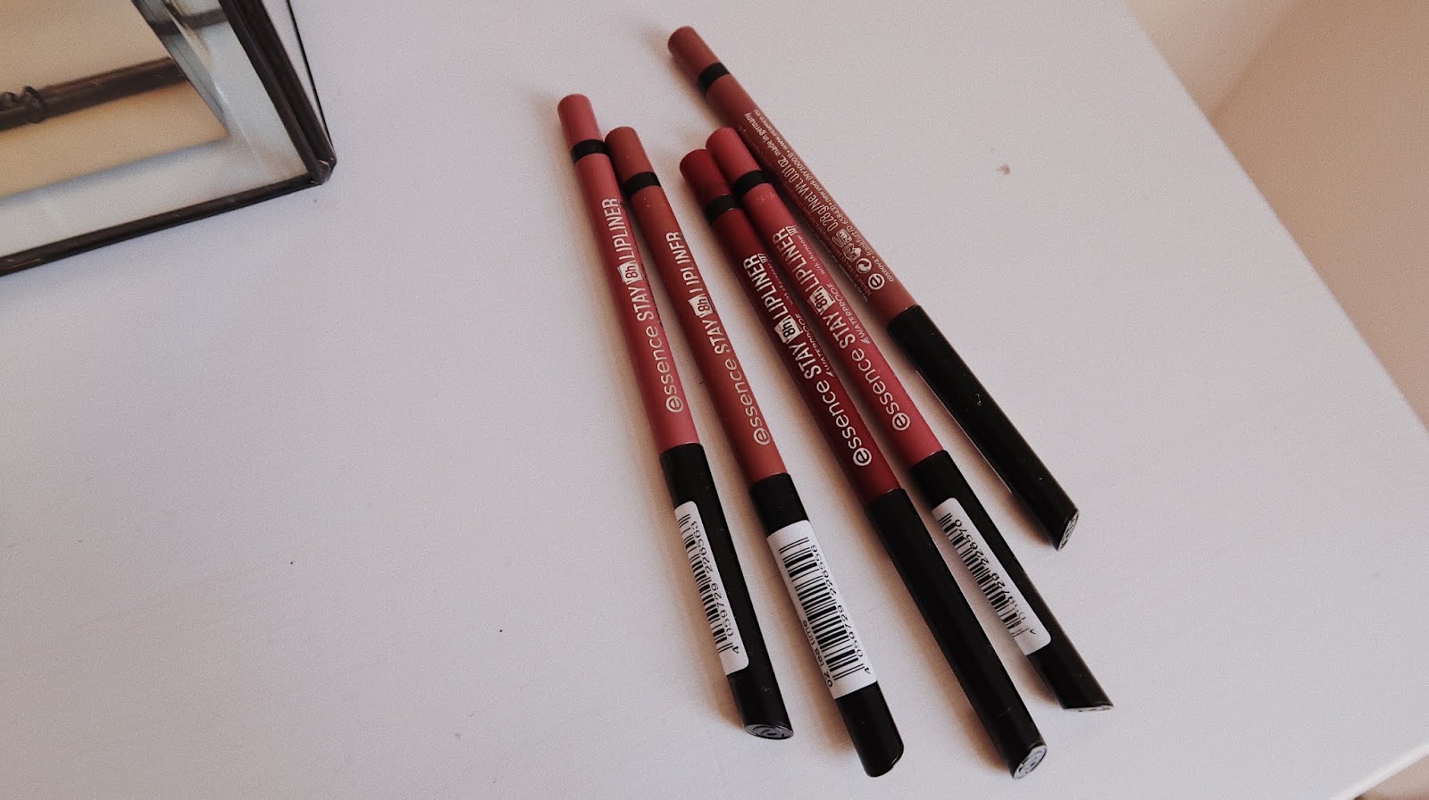 Essence Stay 8H Waterproof Lipliner Review — Giselle Arianne
