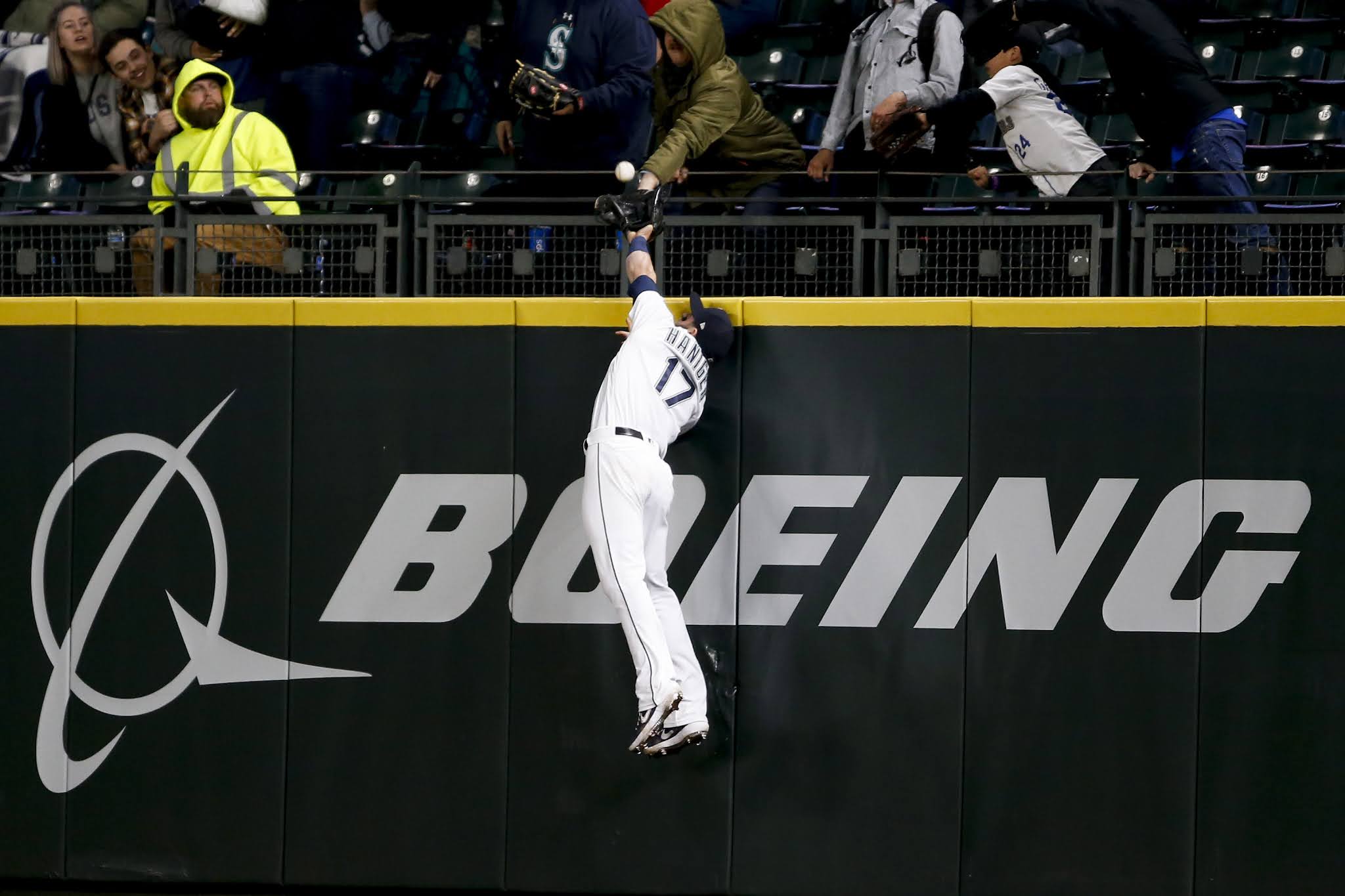 Giants Targeting 3 BigName Outfielders at Trade Deadline MLB Trade Rumors BaseballRumors.Me