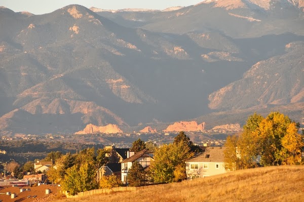 Colorado Springs fall leaves randompictures.filminspector.com