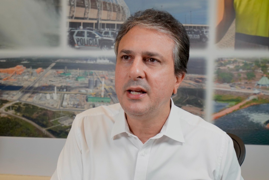 Governo do Ceará vai pagar 50% do salário mínimo para novos trabalhadores do comércio e serviços Governo do Ceará vai pagar 50% do salário mínimo para novos trabalhadores do comércio e serviços