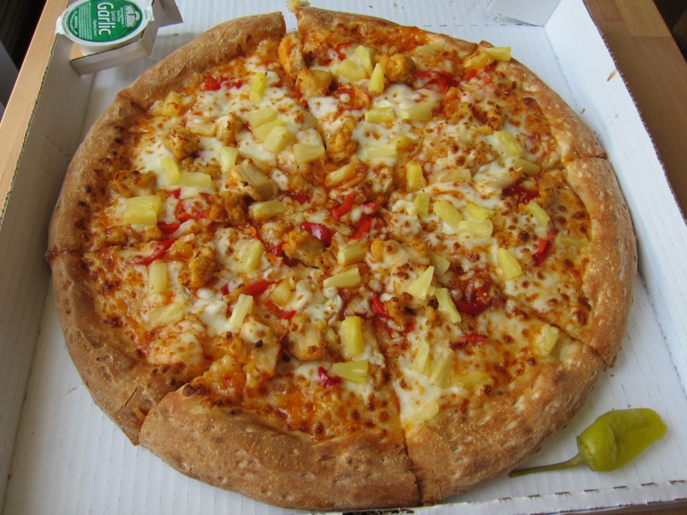 Review Papa John S Sweet Chili Chicken Pizza Brand Eating