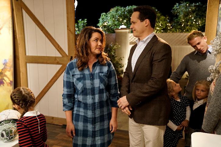 American Housewife - Episode 1.04 - Art Show - Promotional Photos & Press Release