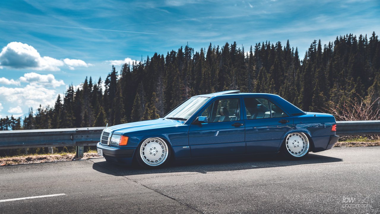 Mercedes 190 w201 Wallpaper