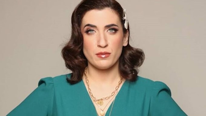 Η "Παγώνα" από τις "Άγριες Μέλισσες" με μαγιό στα Κουφονήσια 