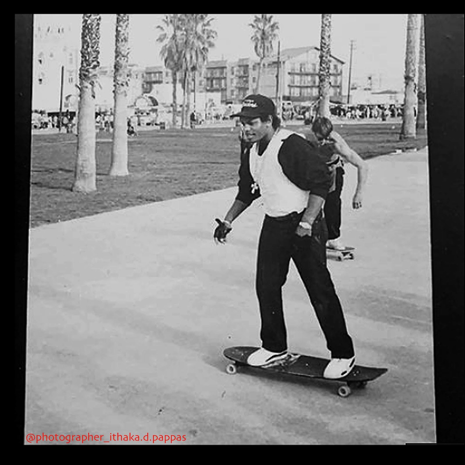 9DADES EXTREMAS: Novo Documentário Revela Que o Eazy E Foi o Primeiro ...