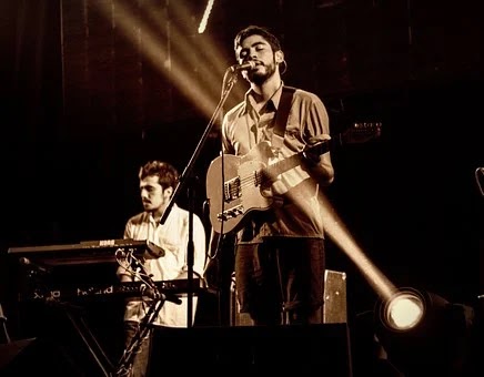 Musik Pop: Pengertian, Sejarah dan Perkembangan di Indonesia Musik Pop: Pengertian, Sejarah dan Perkembangan di Indonesia