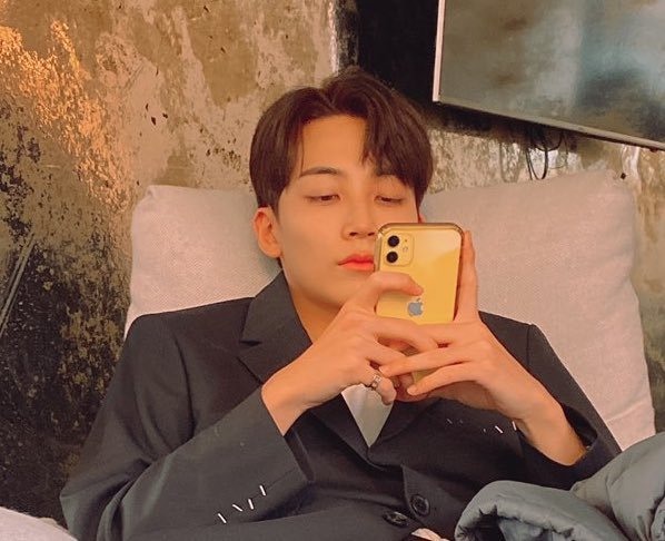 Aplikasi Jadwal Posting Jeonghan Seventeen