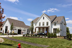 farmhouse modern exterior parade homes garage fat hydrangea week industrial addition houses attached brick cottage doors lights facade pillars feet