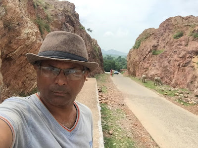 Mountain Man: कर्मवीर दशरथ मांझी, Karmaveer mountain man Dashrath Manjhi, AnjNewsMedia, Ashok Kumar Anj, World Record Journalist and Writer