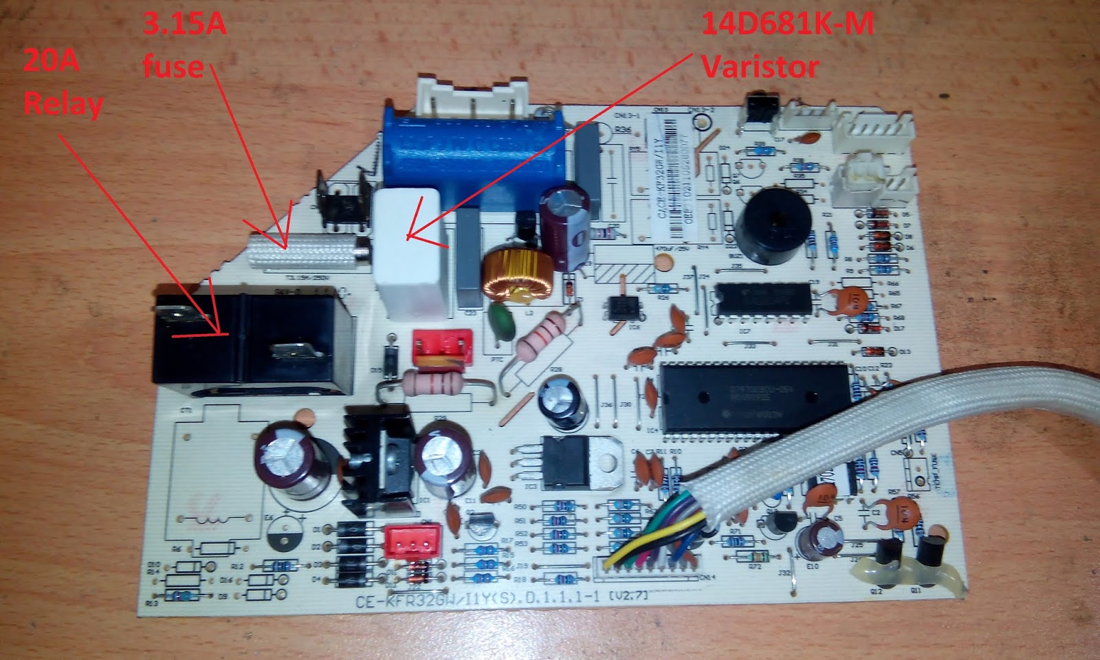 Life Begins at Forty Carrier aircon mainboard repair CEKFR32GW/I1Y(s)