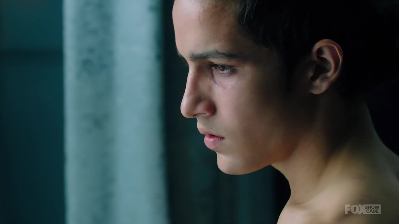 The Stars Come Out To Play: Aramis Knight - Shirtless in 