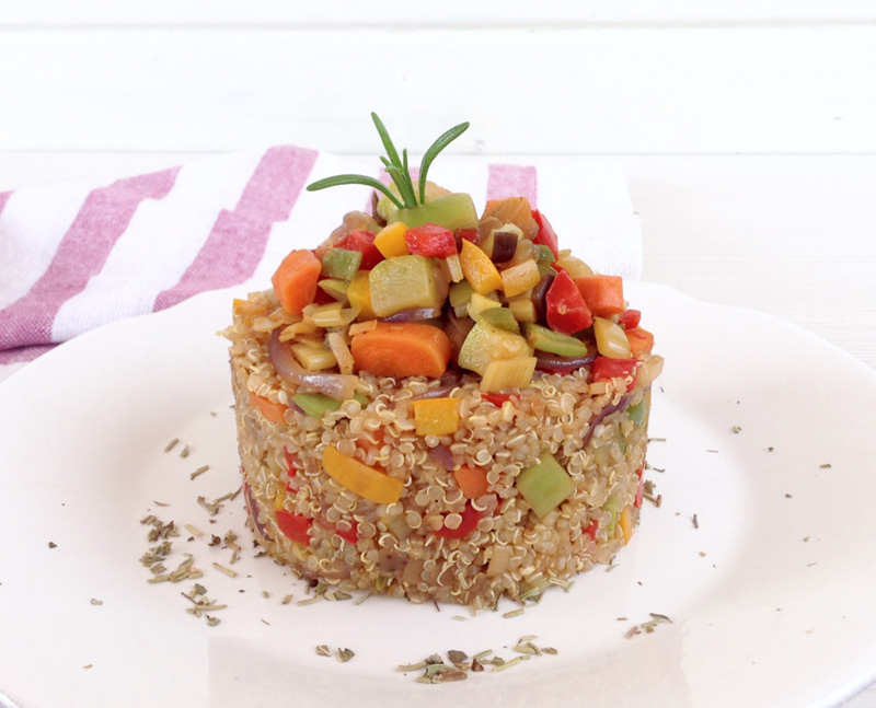 Quinoa con verduras y salsa de soja