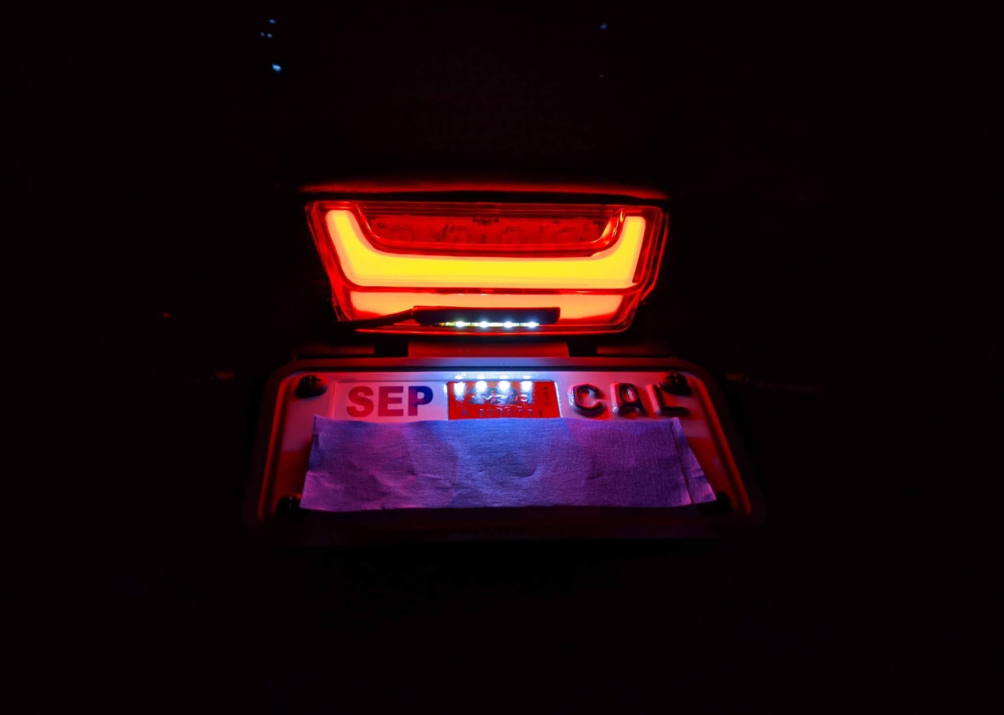 Vintage Veloce™ 2020 Husqvarna Svartpilen / Vitpilen 401 Fender Delete