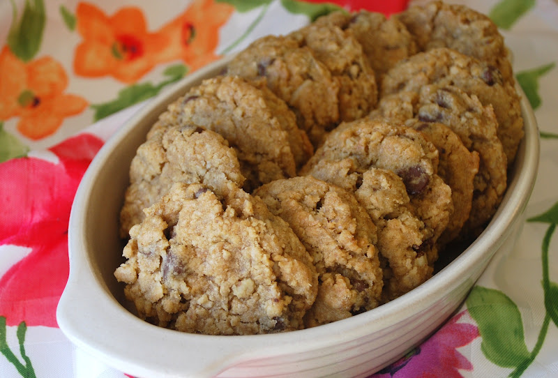 Everyday Insanity... Gold Medal Oatmeal Chocolate Chip Cookies