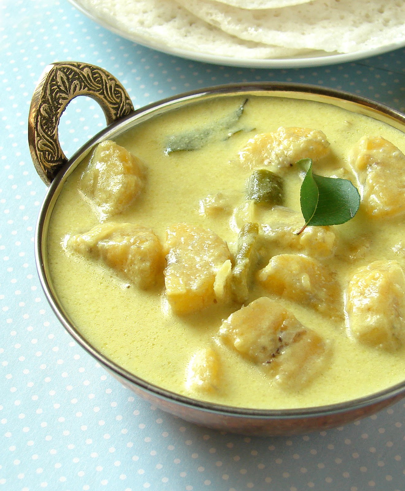 Ethapazham Paal Curry