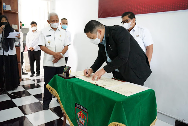 Pemkab Asahan Teken Kerjasama Dengan Putera Sampoerna Foundation Terkait Pusat Belajar Guru. Pemkab Asahan Teken Kerjasama Dengan Putera Sampoerna Foundation Terkait Pusat Belajar Guru.