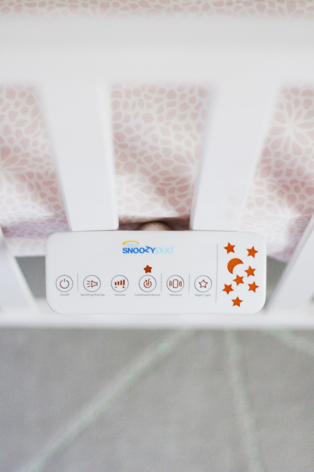 Crib Time with HALO SnoozyPod - Olive and Tate