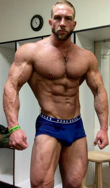 The World's Hottest Men - Bodybuilder Hulk