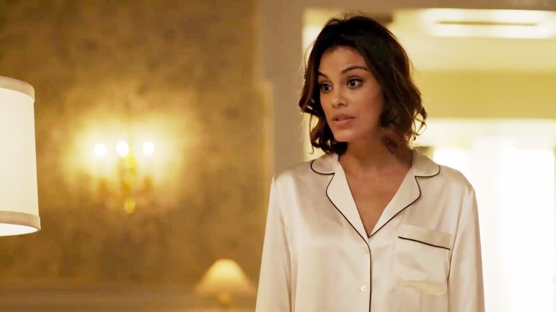 Films Et Séries Tv Avec Nathalie Kelley Movie and TV Cast Screencaps: Nathalie Kelley as Cristal Carrington