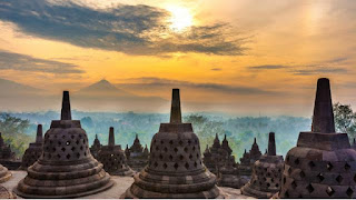 daftar kerajaan Hindu-Buddha di Indonesia