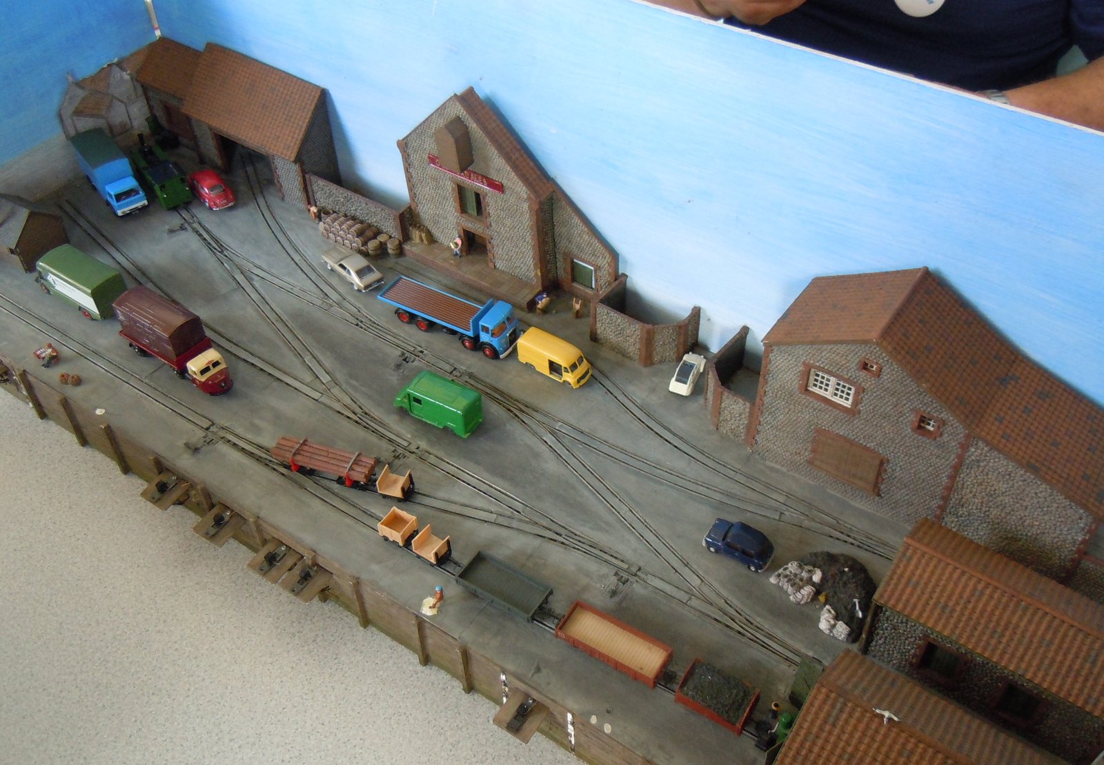 small 00 model railway layouts