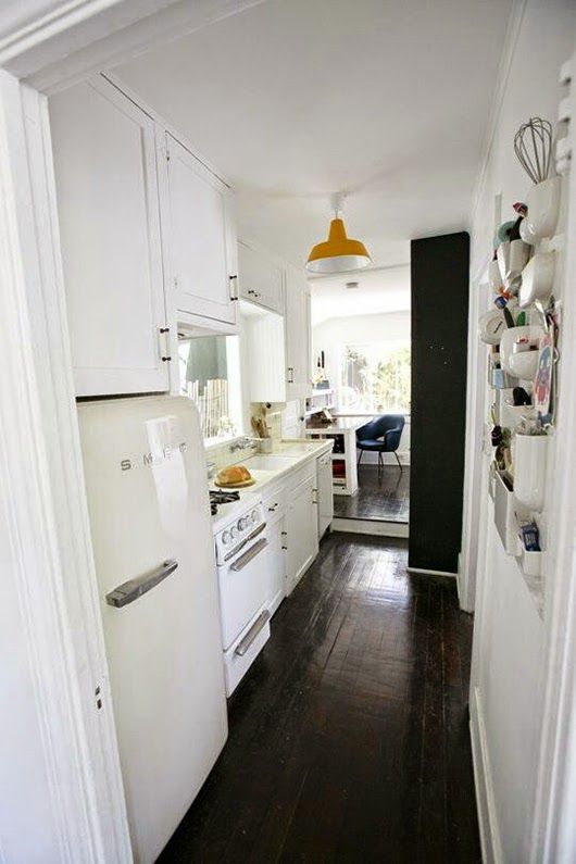 Cómo decorar cocinas alargadas y estrechas