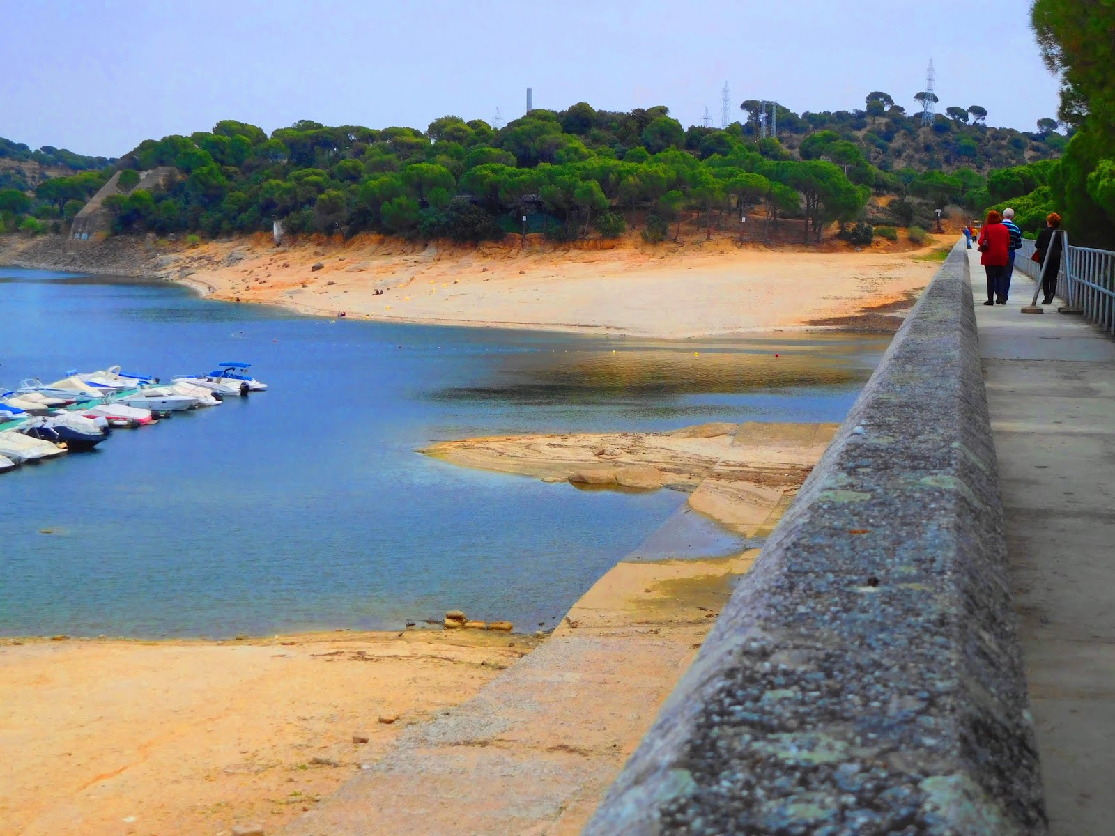 Desde Pelayos de la Presa Embalse a mediados de abril